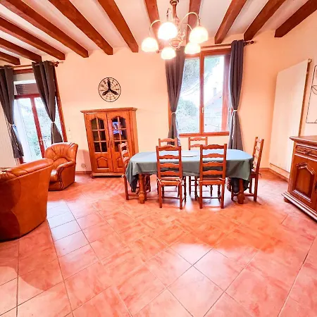 La Maison De Lily Holiday home Noisy-le-Grand