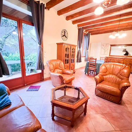 Holiday home La Maison De Lily *