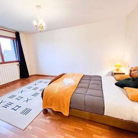La Maison De Lily Holiday home Noisy-le-Grand